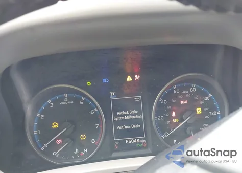 2018 Toyota Rav4 Xle из США, поврежденный, VIN 2T3WFREV8JW517657